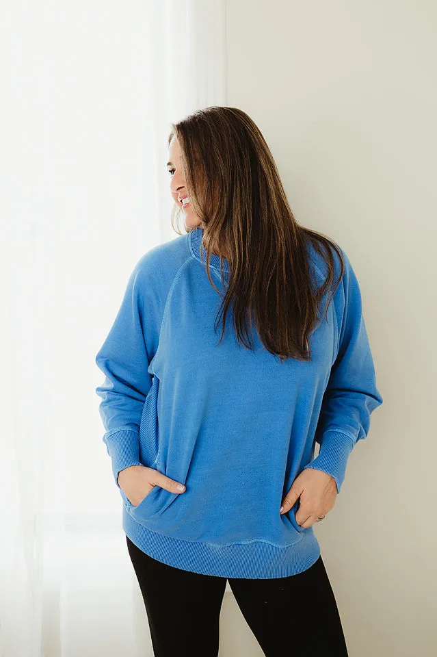 Curvy Pigment Pullover