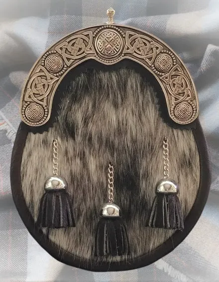 FIVE SHIELD BLACK SPRINGBOK