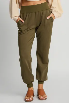 Kick Back High Rise Elastic Waist Knit Joggers in Olive