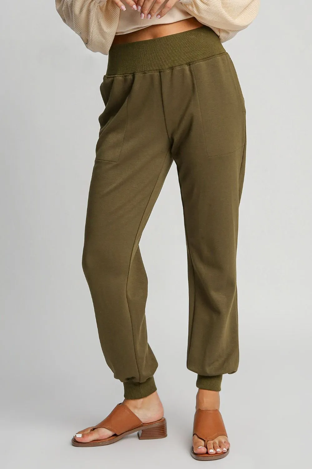 Kick Back High Rise Elastic Waist Knit Joggers in Olive