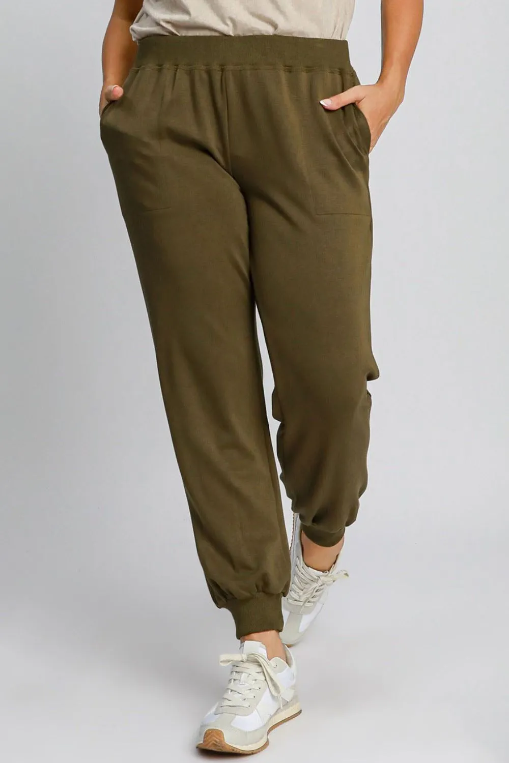 Kick Back High Rise Elastic Waist Knit Joggers in Olive