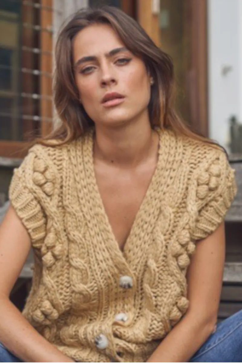 Little Lies - Georgia Vest Natural